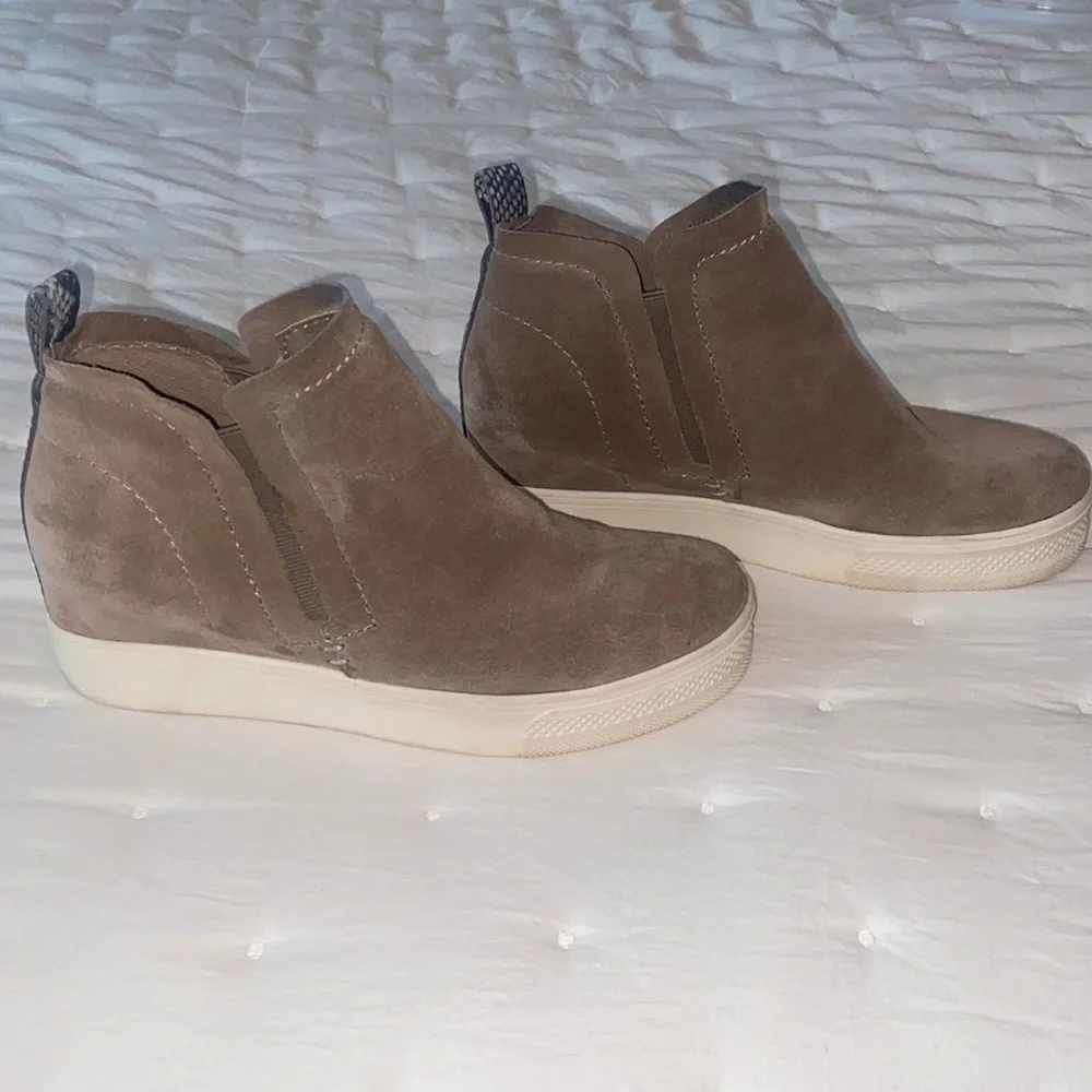 Dolce Vita Walker Wedge Platform Sneaker